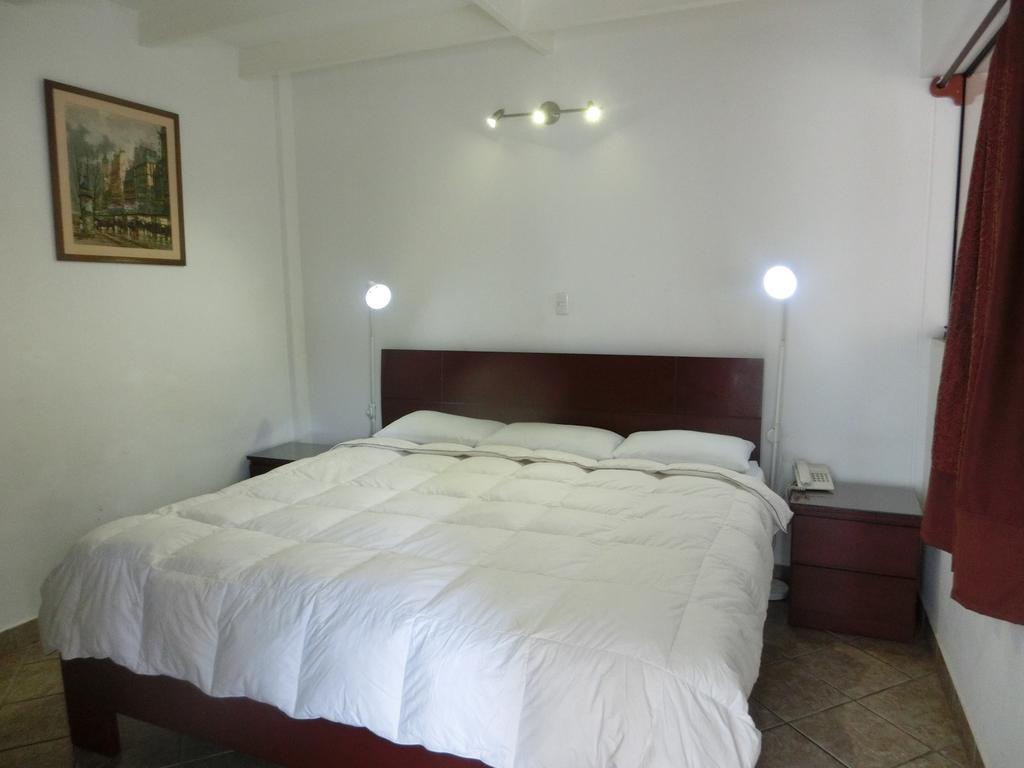 ليما Hotel Miraflores Lodge الغرفة الصورة